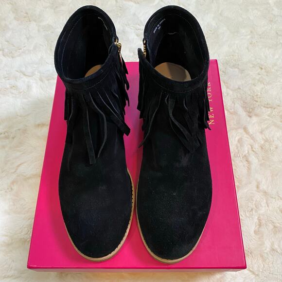 Kate Spade New York Size 9 Betsie Black Fringe Suede Ankle Booties Gold Zipper - Picture 3 of 16